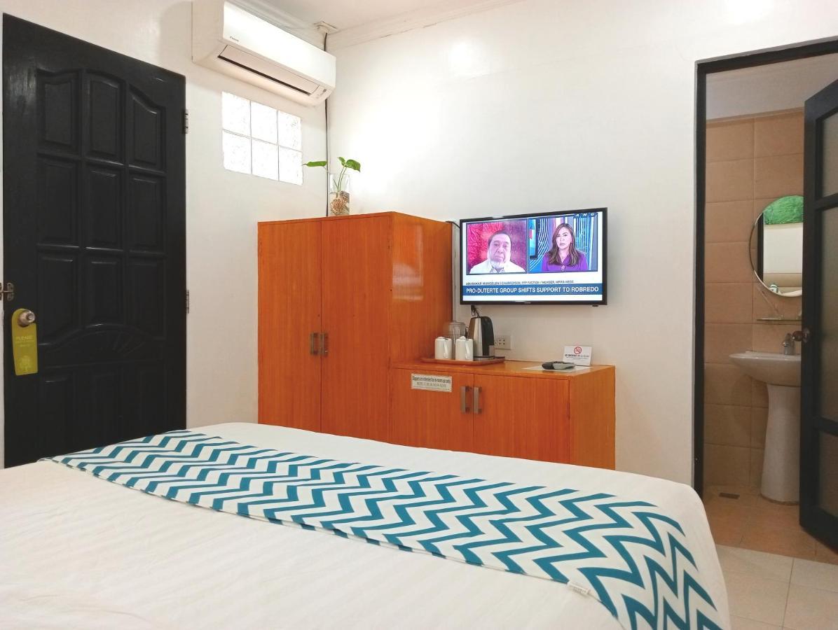 Grand Blue Beach Hotel Manoc-Manoc Екстер'єр фото