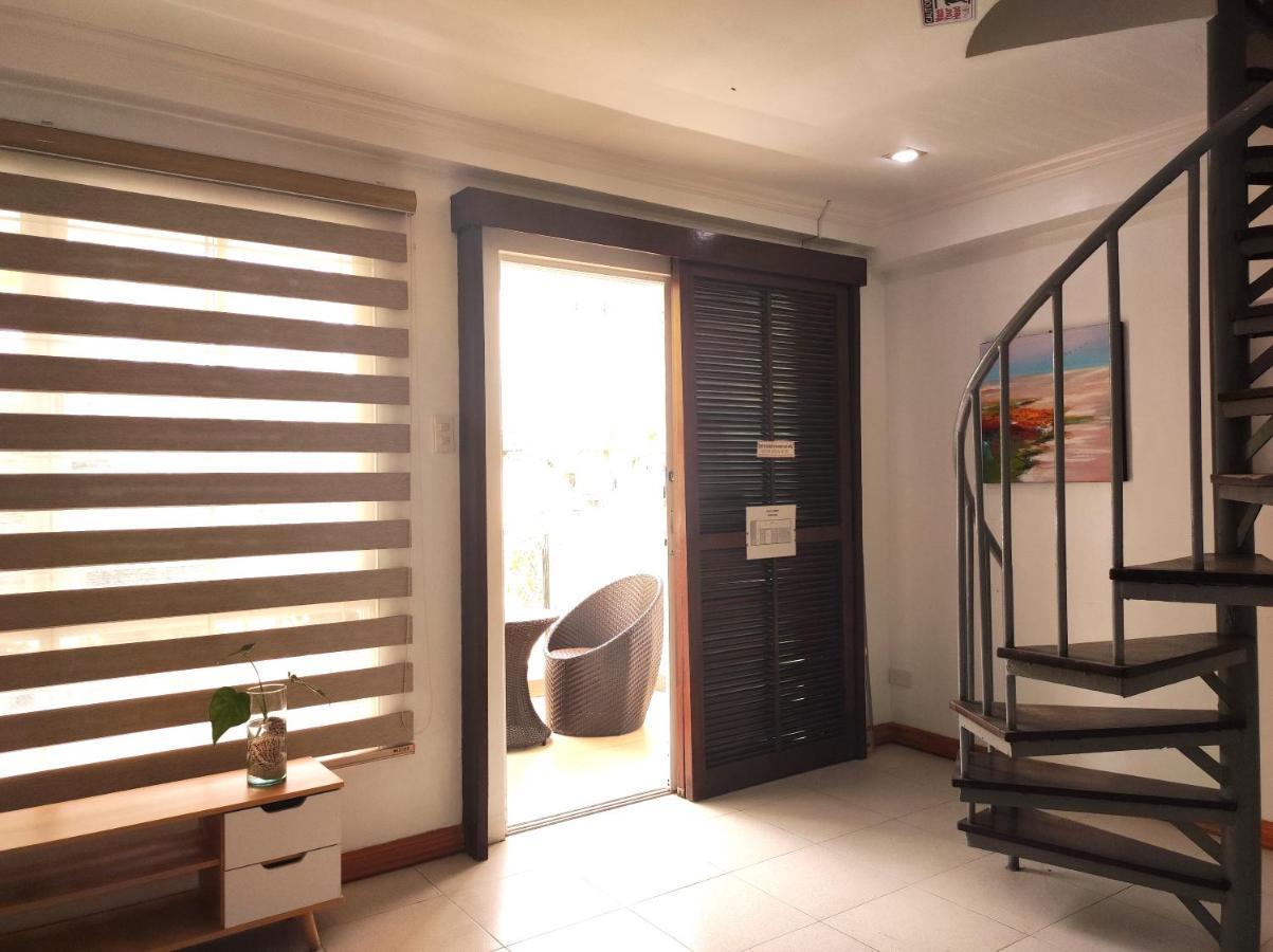 Grand Blue Beach Hotel Manoc-Manoc Екстер'єр фото