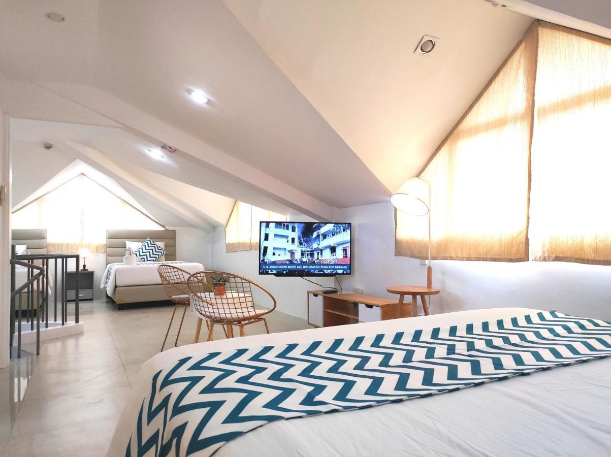 Grand Blue Beach Hotel Manoc-Manoc Екстер'єр фото