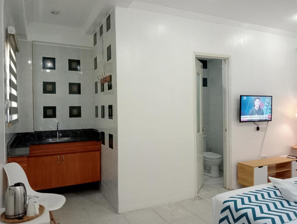 Grand Blue Beach Hotel Manoc-Manoc Екстер'єр фото