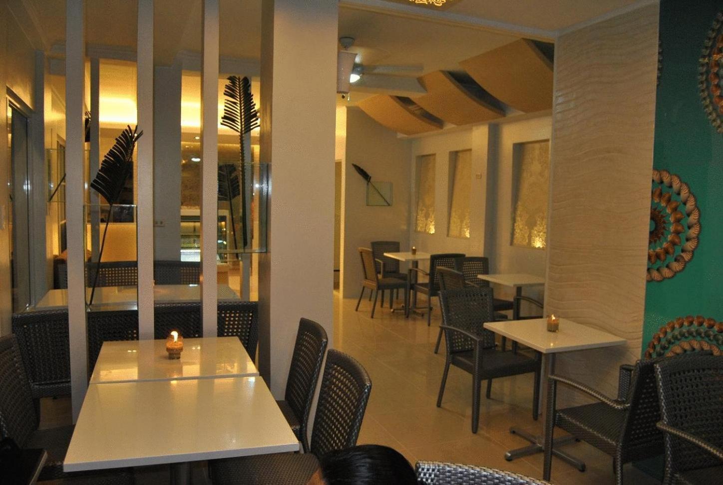 Grand Blue Beach Hotel Manoc-Manoc Екстер'єр фото